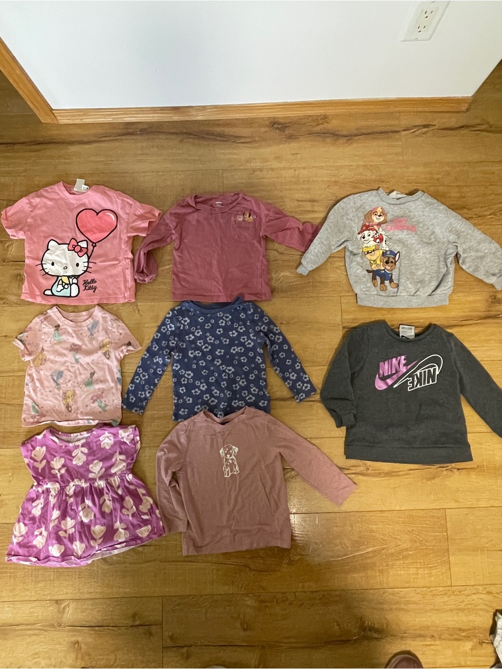 Hello Kitty Pink Short Sleeve Tee with Heart Balloon - Hello Kitty Kids Shirt